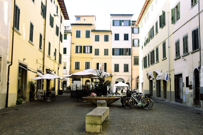 Palazzo Mari Suite & Rooms in Montevarchi, Italy