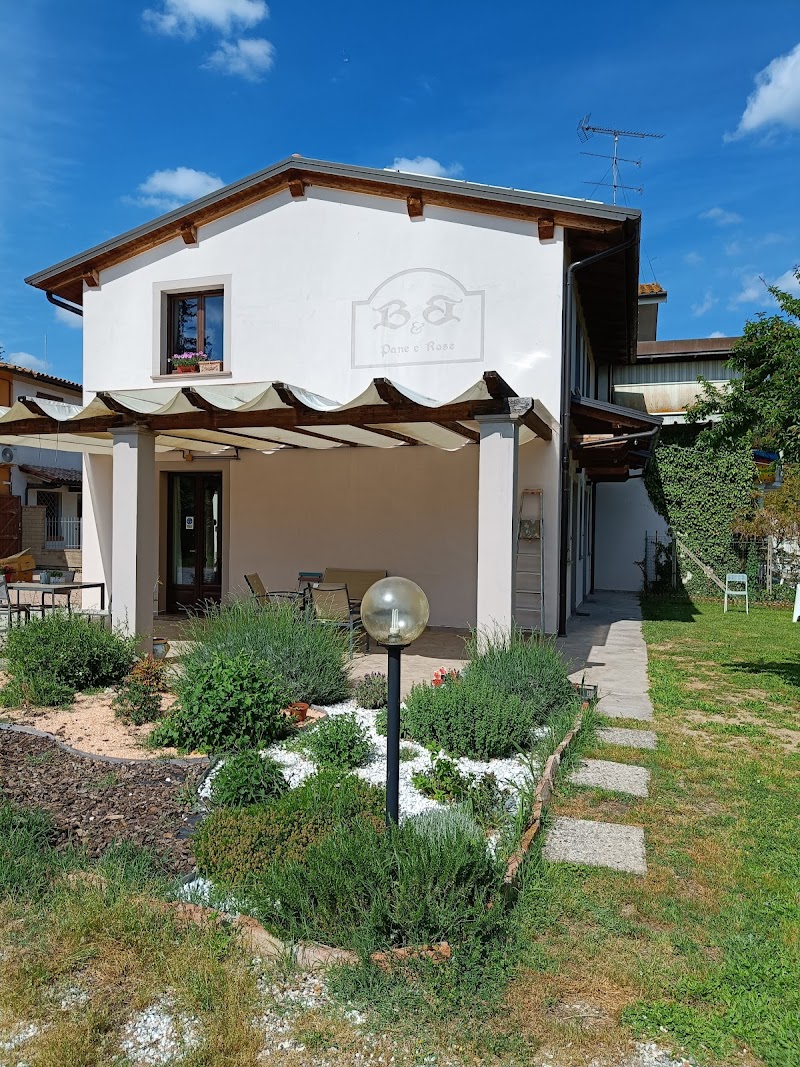 Pane e Rose in San Miniato, Italy