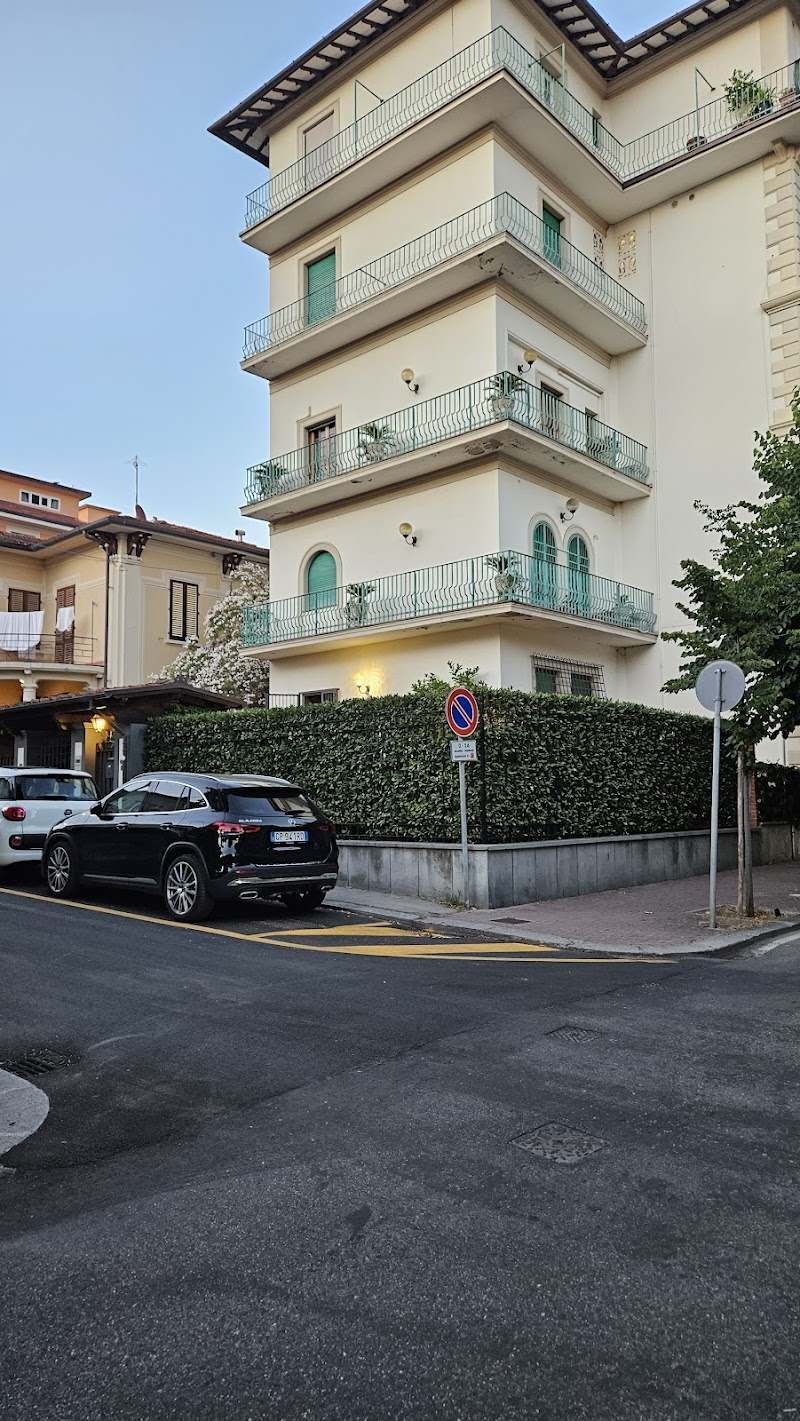 Petit Chateau B&B in Montecatini Terme, Italy