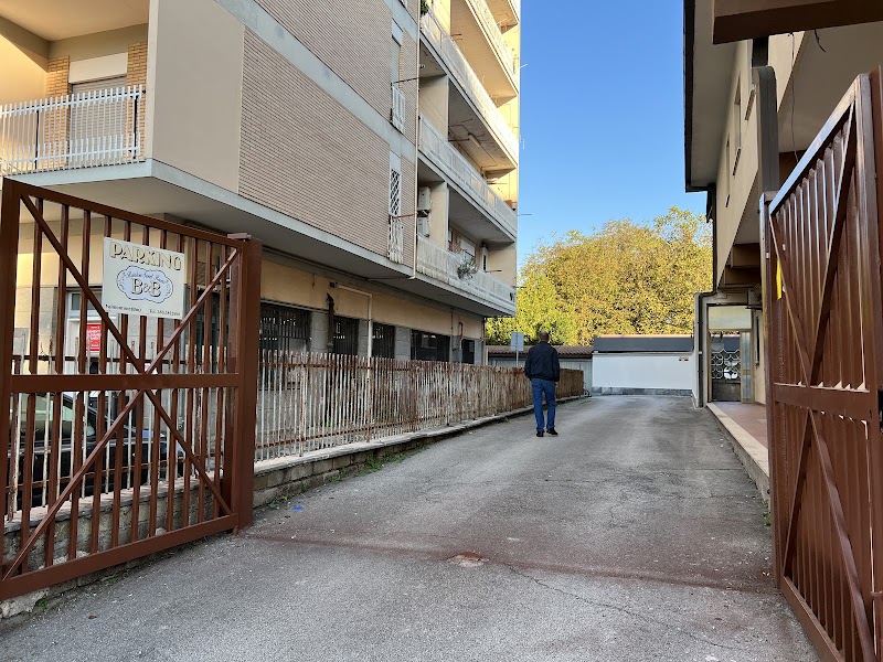 Rainbow Sweet Rooms in Valmontone, Italy