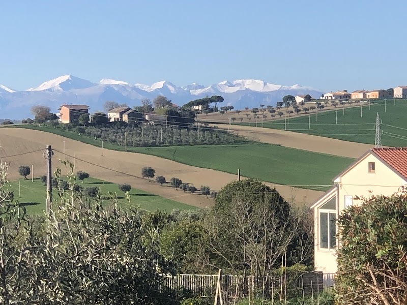 Recanati Family in Recanati, Italy