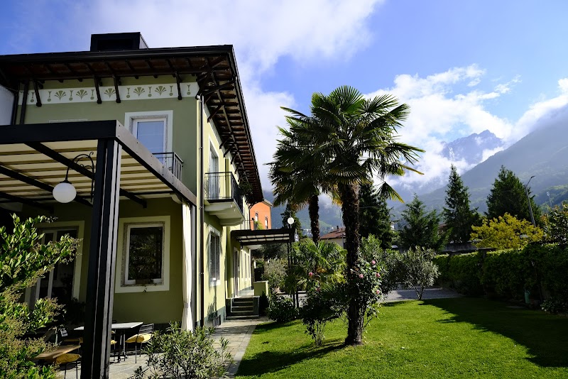 Residenza Laurum in Mandello del Lario, Italy