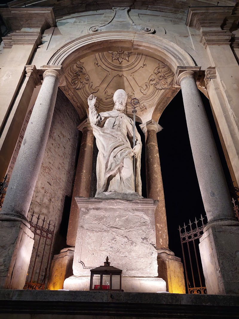 Residenza Via Dante in Gubbio, Italy