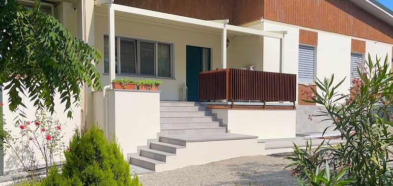 Rooms and Roses in Zola Predosa, Italy