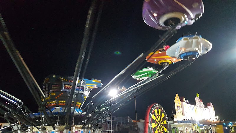 Rose Rosse in Mondragone, Italy