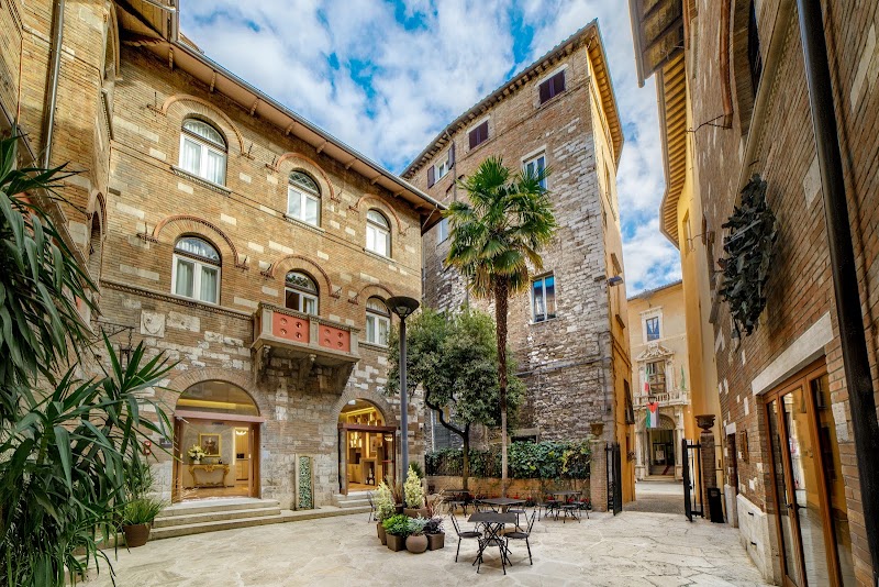 Rosetta Hotel Perugia, Tapestry Collection by Hilton in Perugia, Italy
