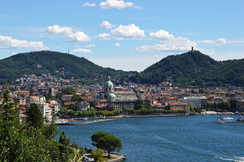 Rumi Rooms in Como, Italy
