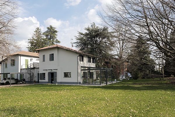 Saso' - House of Charm and Relax in Lurate Caccivio, Italy