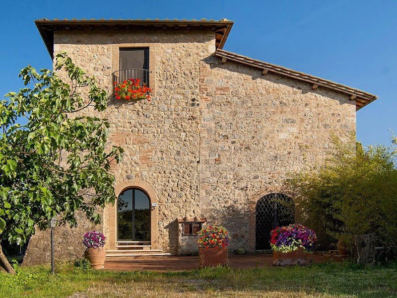 Torre Della Chiocciola in Monteriggioni, Italy