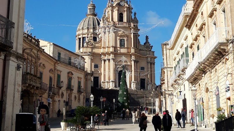 Trono a Mare in Scicli, Italy