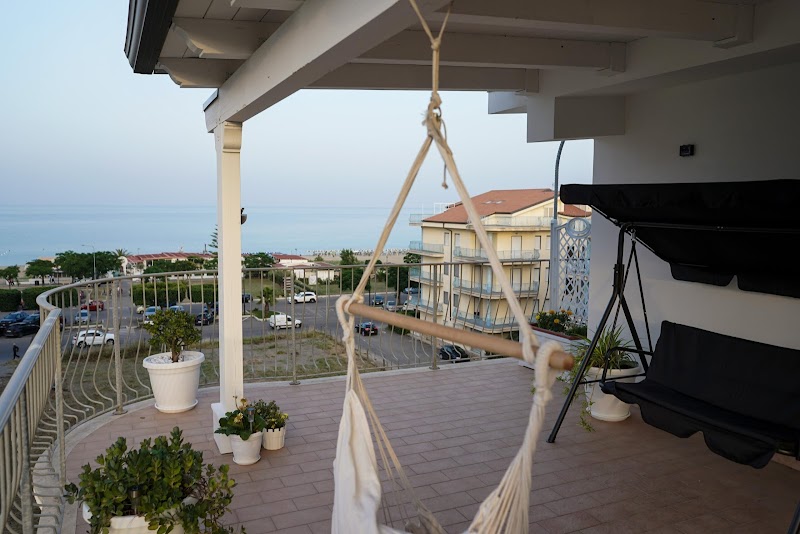 Tropical Rooms Sea View in Ciro Marina, Italy