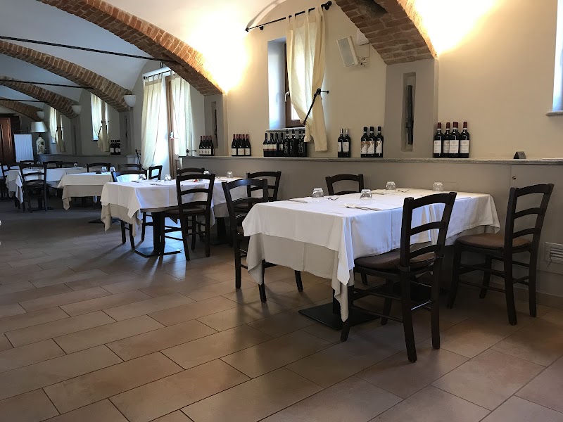 Ultimo Borgo Hotel in Settimo Torinese, Italy