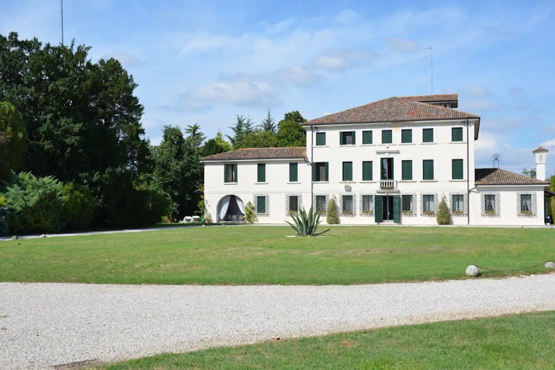 Villa Domenica Relais in Villorba, Italy