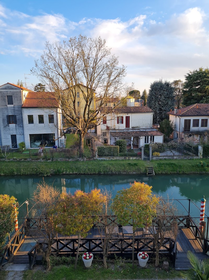Villa Goetzen in Dolo, Italy