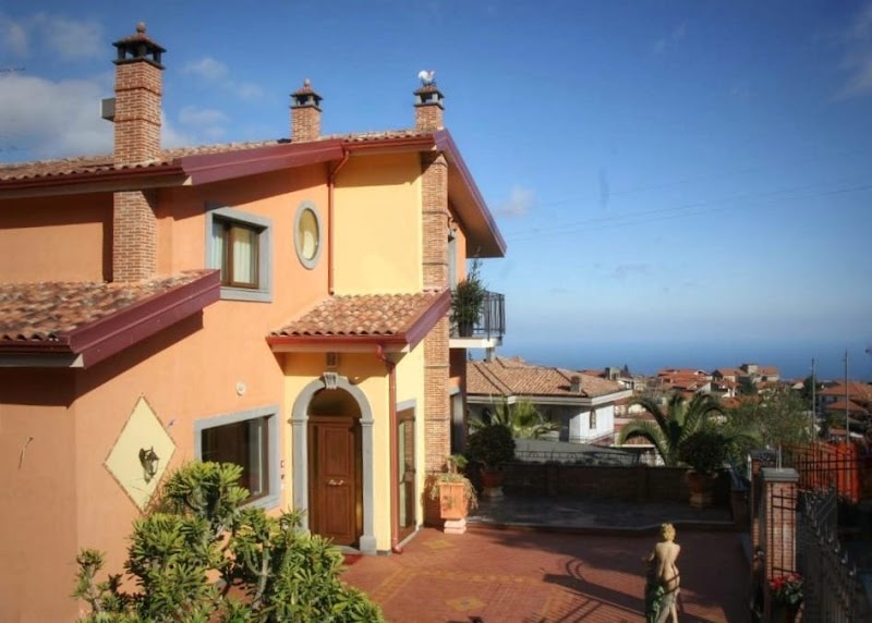 Villa Hirschen in Zafferana Etnea, Italy