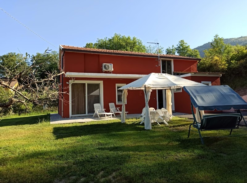 Villa Malibu' in Lauria Inferiore, Italy