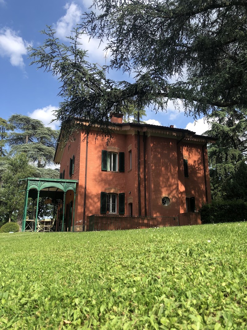 Villa Resta & Dependance in Castel San Pietro Terme, Italy