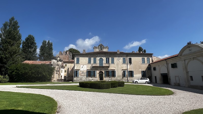 Villa Zambonina in Vigasio, Italy