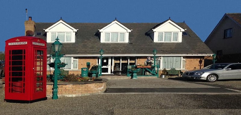 Castle Lodge Bed and Breakfast in Mullach Ide, Ireland