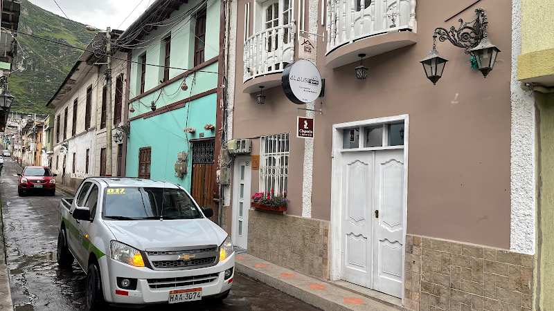 Chaperon Lodging in Alausi, Ecuador