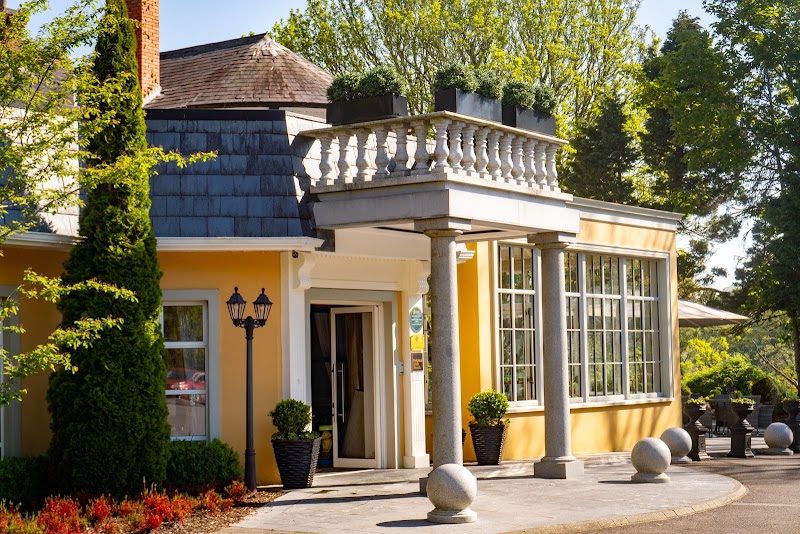 Cork's Vienna Woods Hotel & Villas in Glanmire, Ireland