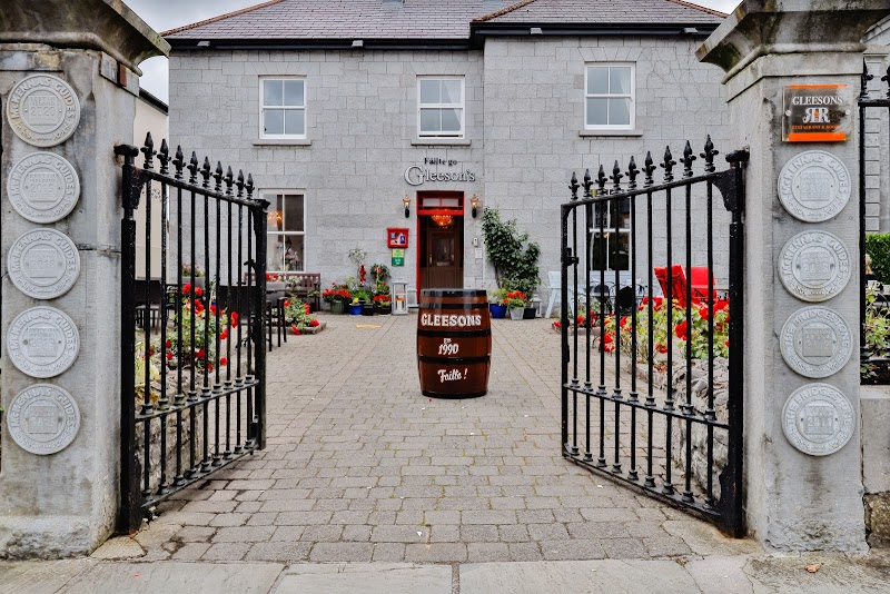Gleeson's Restaurant & Rooms in Ros Comain, Ireland