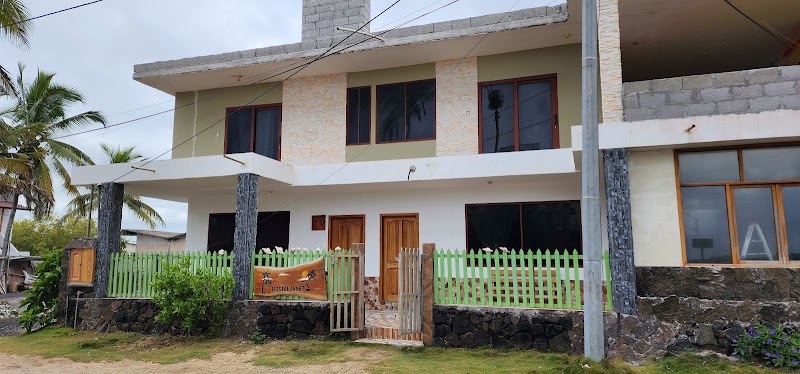 Hostal Janet Starlink in Puerto Villamil, Ecuador