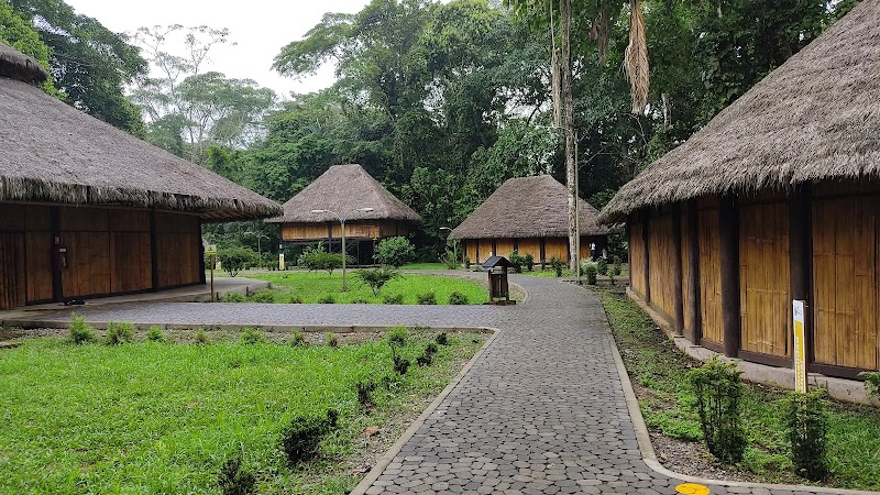 Hotel Platinum Class in Nueva Loja, Ecuador