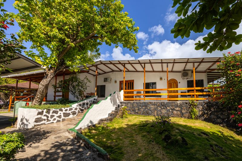 La Peregrina in Santa Cruz, Ecuador