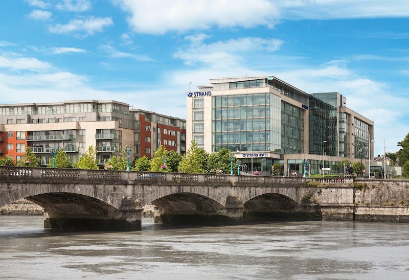 Limerick Strand Hotel in Limerick, Ireland
