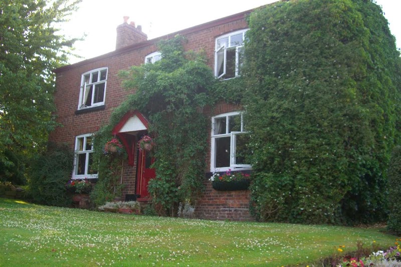 Ash Farm Country Guest House in Altrincham, United Kingdom