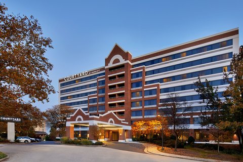 Courtyard by Marriott Alexandria Old Town/Southwest in Alexandria, United States