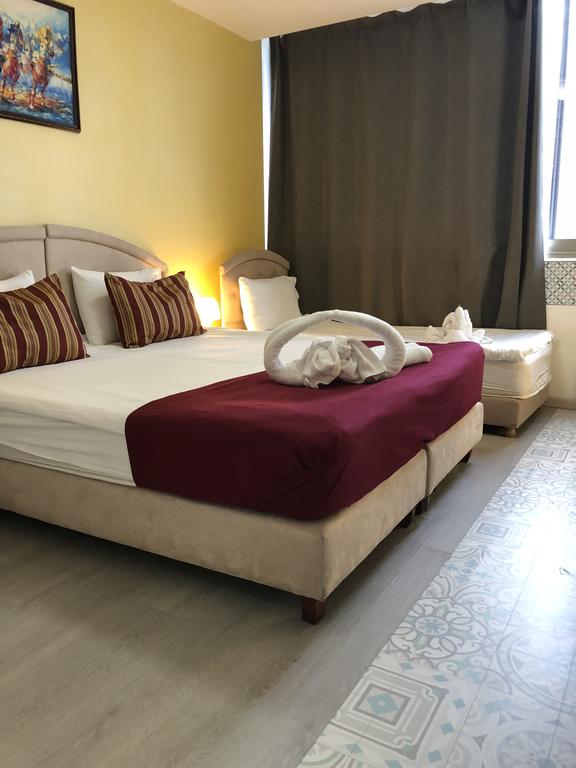 Elis Boutique Hotel in Bat Yam, Israel