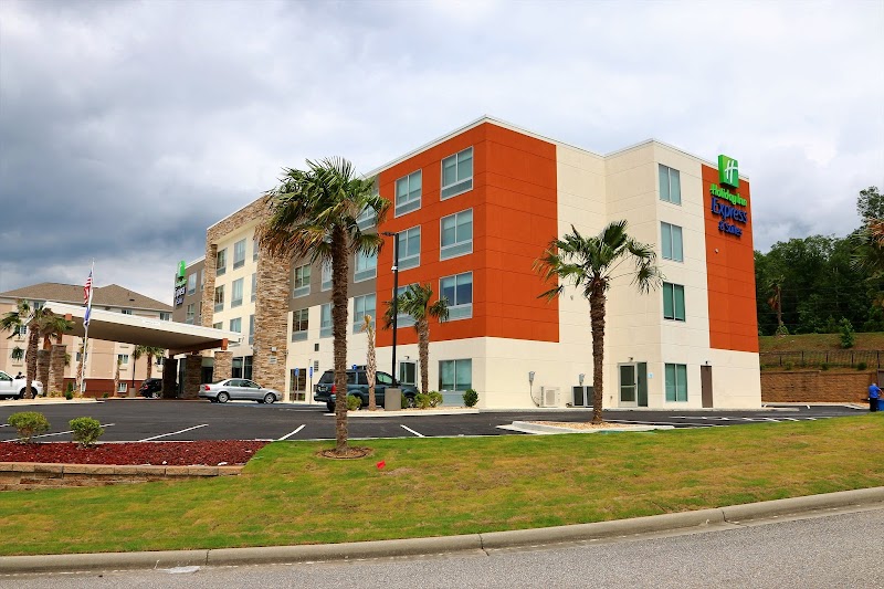 Holiday Inn Express & Suites Alabaster in Alabaster, United States