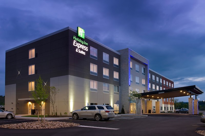 Holiday Inn Express & Suites Altoona in Altoona, United States