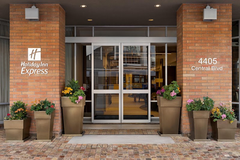 Holiday Inn Express Vancouver-Metrotown (Burnaby) in Burnaby, Canada