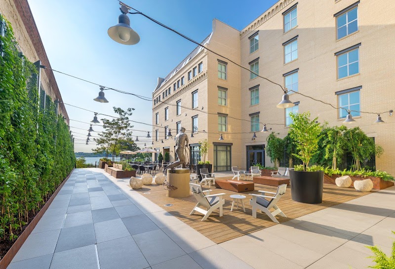 Hotel Indigo Old Town Alexandria in Alexandria, United States