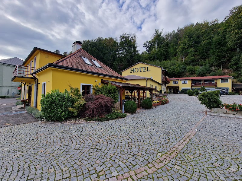 Hotel Výpřež - Děčín in Decin, Czechia