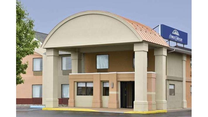 Howard Johnson by Wyndham Allentown/Dorney Hotel & Suites in Allentown, United States