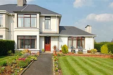 Ken-Mar House Bed and Breakfast in Ballymoney, United Kingdom