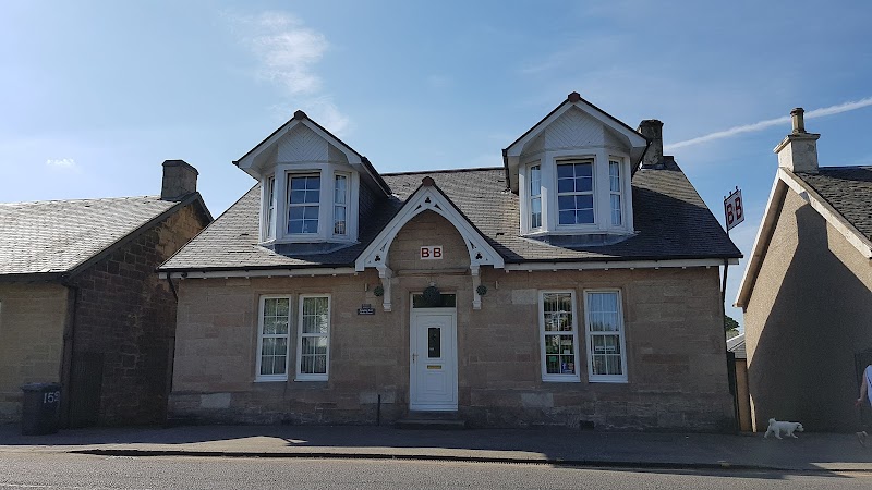Knight's Rest Guest House in Airdrie, United Kingdom