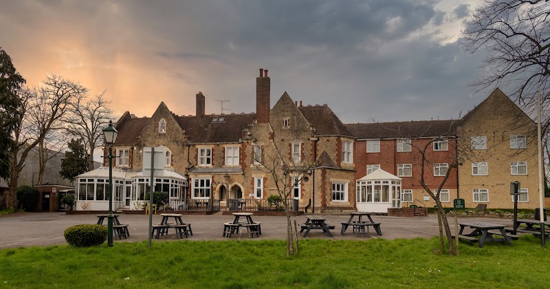 Larkfield Priory Hotel in Aylesford, United Kingdom