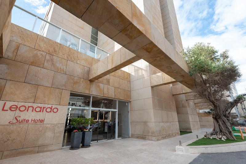 Leonardo Suite By the Beach in Bat Yam, Israel