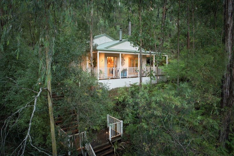 Myers Creek Cascades Luxury Cottages in Bendigo, Australia