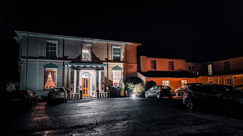 Norton House Hotel & Restaurant in Abertawe, United Kingdom