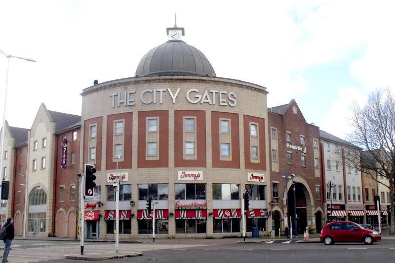 Premier Inn Swansea City Centre Hotel in Abertawe, United Kingdom