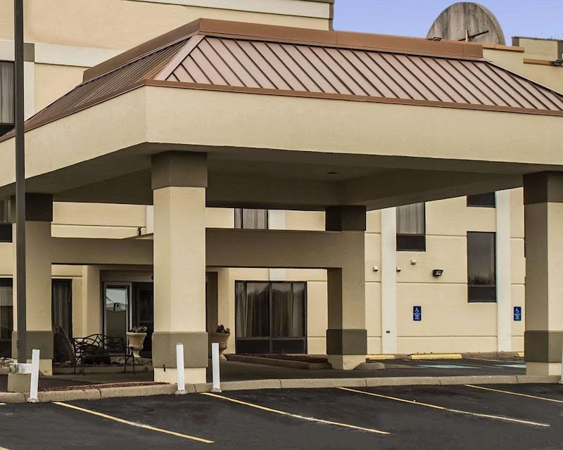Quality Inn & Suites in Akron, United States