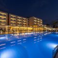 Queens Bay Hotel