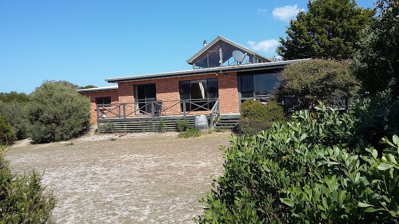 Sandpiper Ocean Cottages in Bicheno, Australia