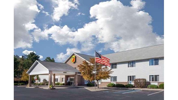 Super 8 by Wyndham Adrian in Adrian, United States